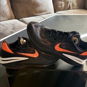 Nike Men's Black and Orange Athletic Sneakers